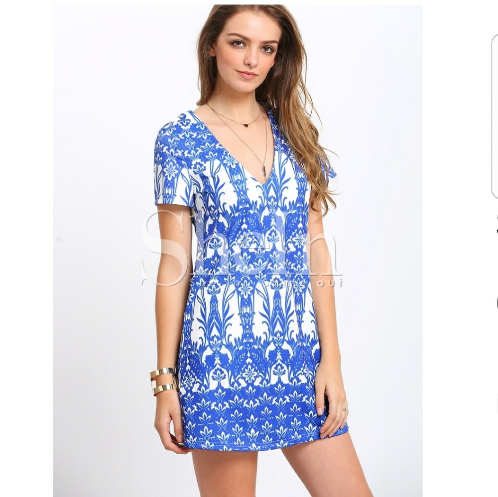 NWOT Short Sleeve Vintage Print Blue Dress